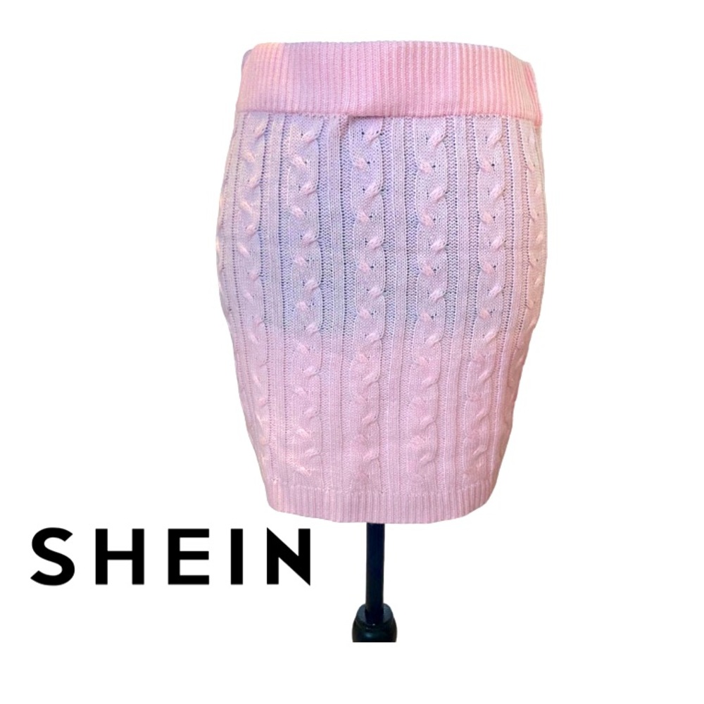 🌟🔥 BOGO Sale🔥🌟 SHEIN Pink Knit Mini Skirt